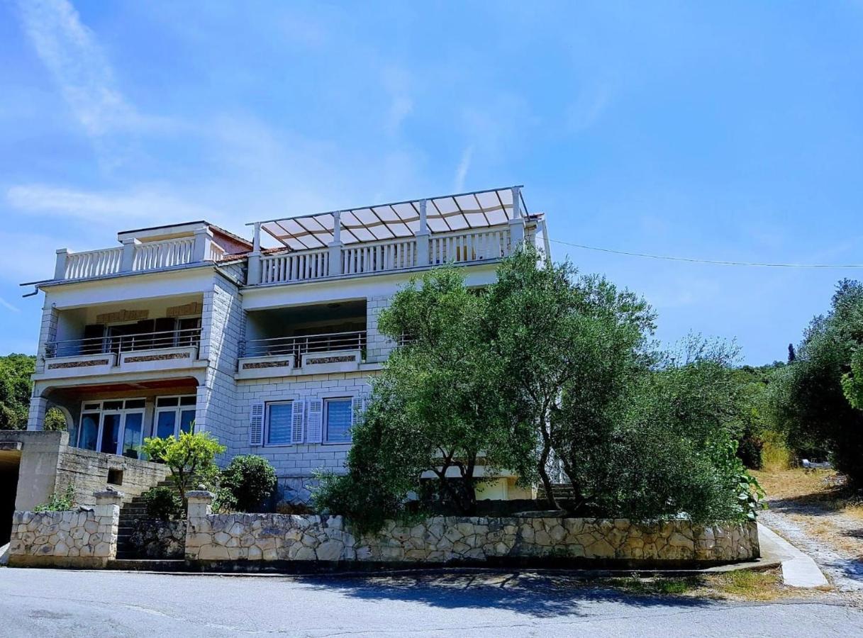 Apartmani Luka Zrnovo Экстерьер фото