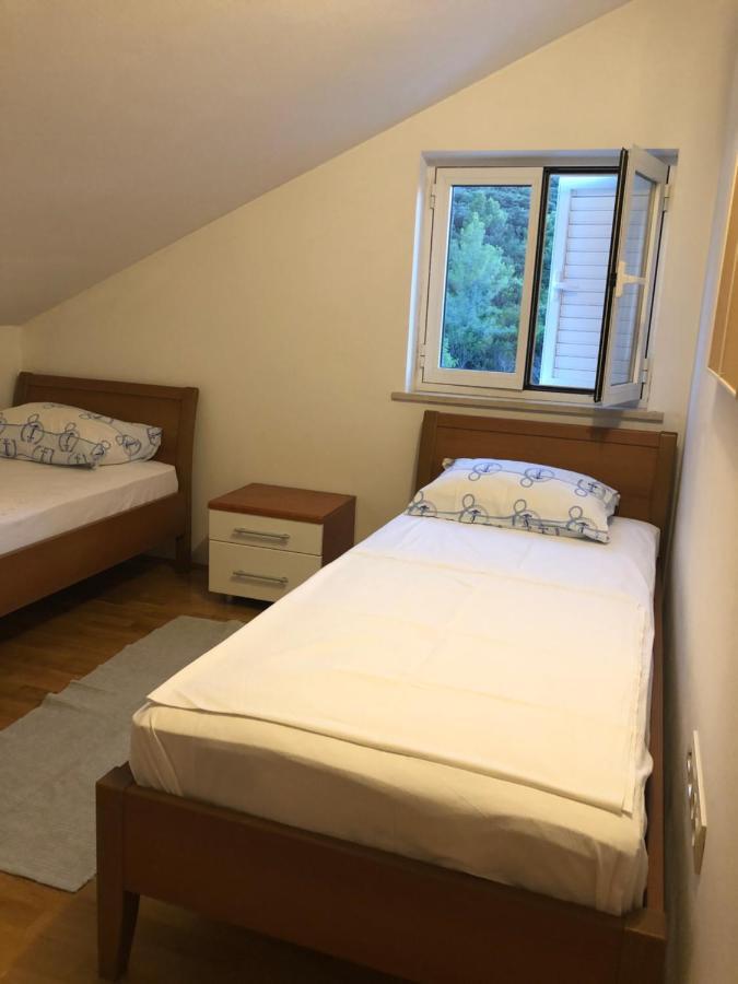 Apartmani Luka Zrnovo Экстерьер фото