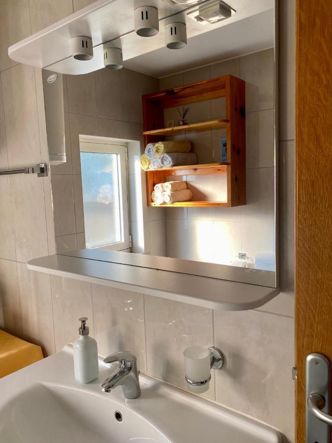 Apartmani Luka Zrnovo Экстерьер фото