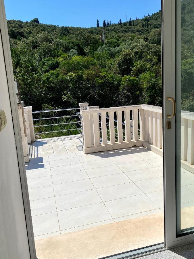 Apartmani Luka Zrnovo Экстерьер фото