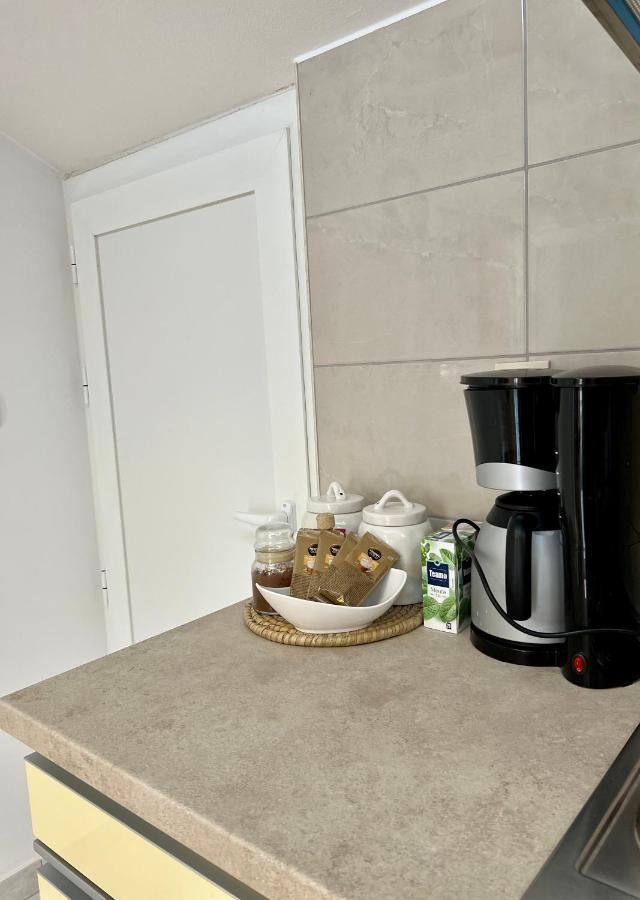 Apartmani Luka Zrnovo Экстерьер фото